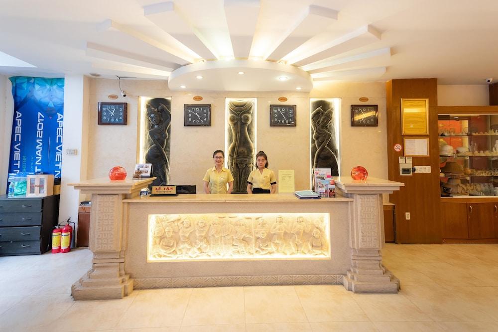Gold Coast Da Nang Hotel מראה חיצוני תמונה