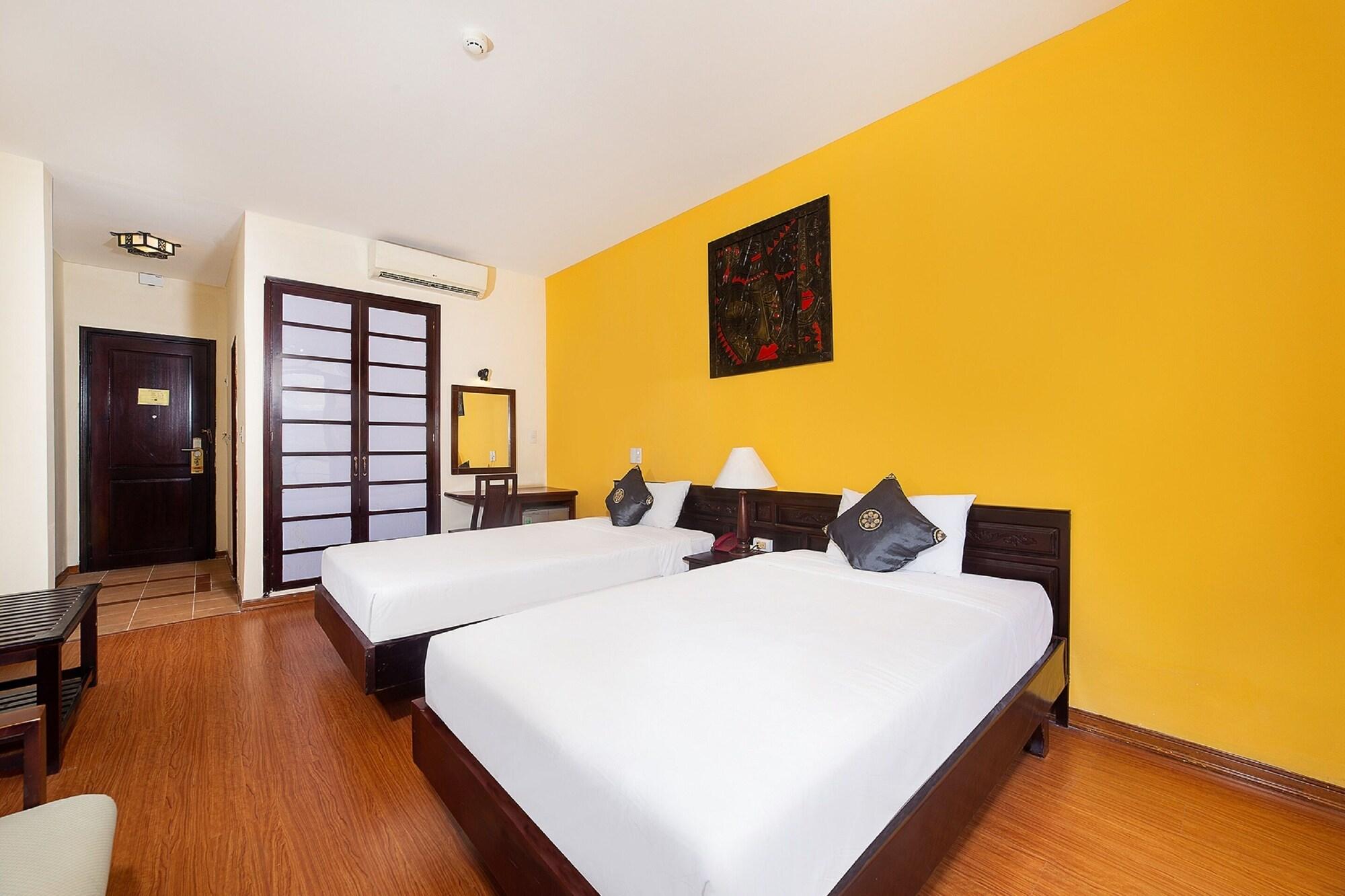 Gold Coast Da Nang Hotel מראה חיצוני תמונה