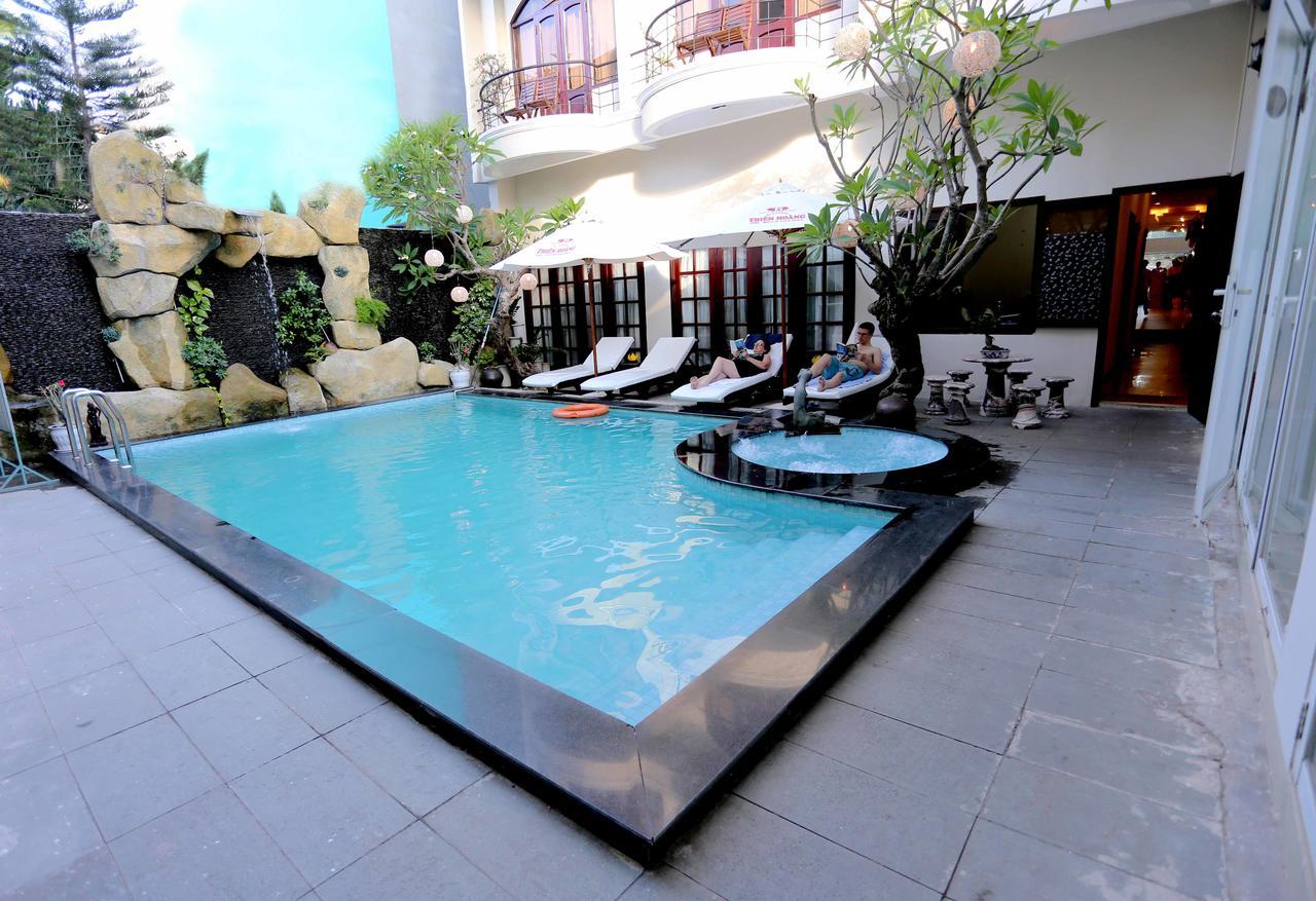 Gold Coast Da Nang Hotel מראה חיצוני תמונה